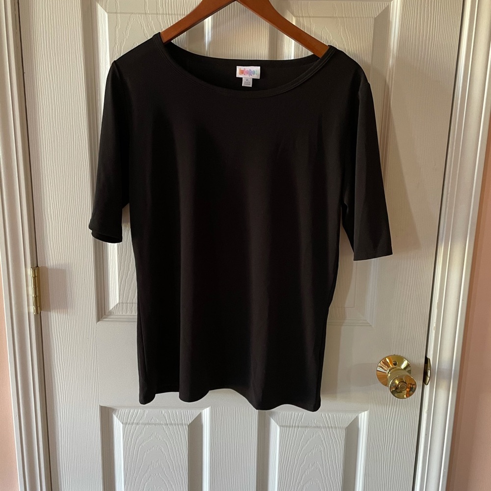 LuLaRoe Black Top - Size XL